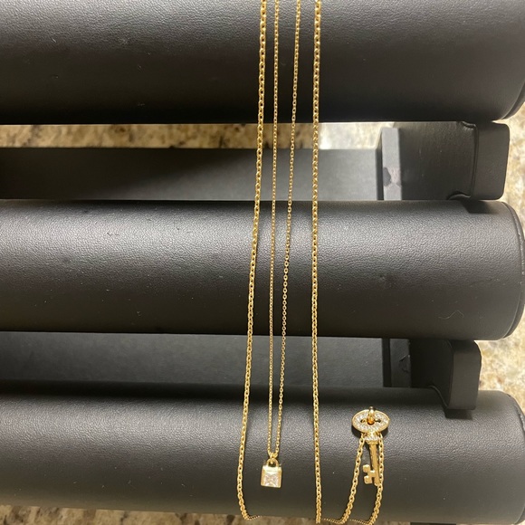 Juicy Couture two layer necklace - Picture 2 of 3